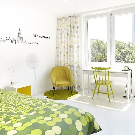 Lovely Sunny Flat In City Center Warsaw Room photo